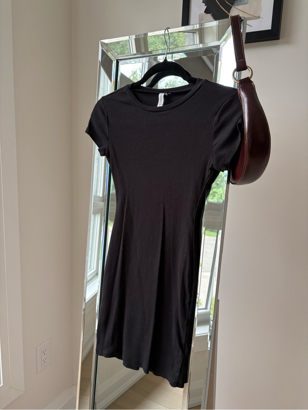 H&M Black Short Sleeve Tee Dress